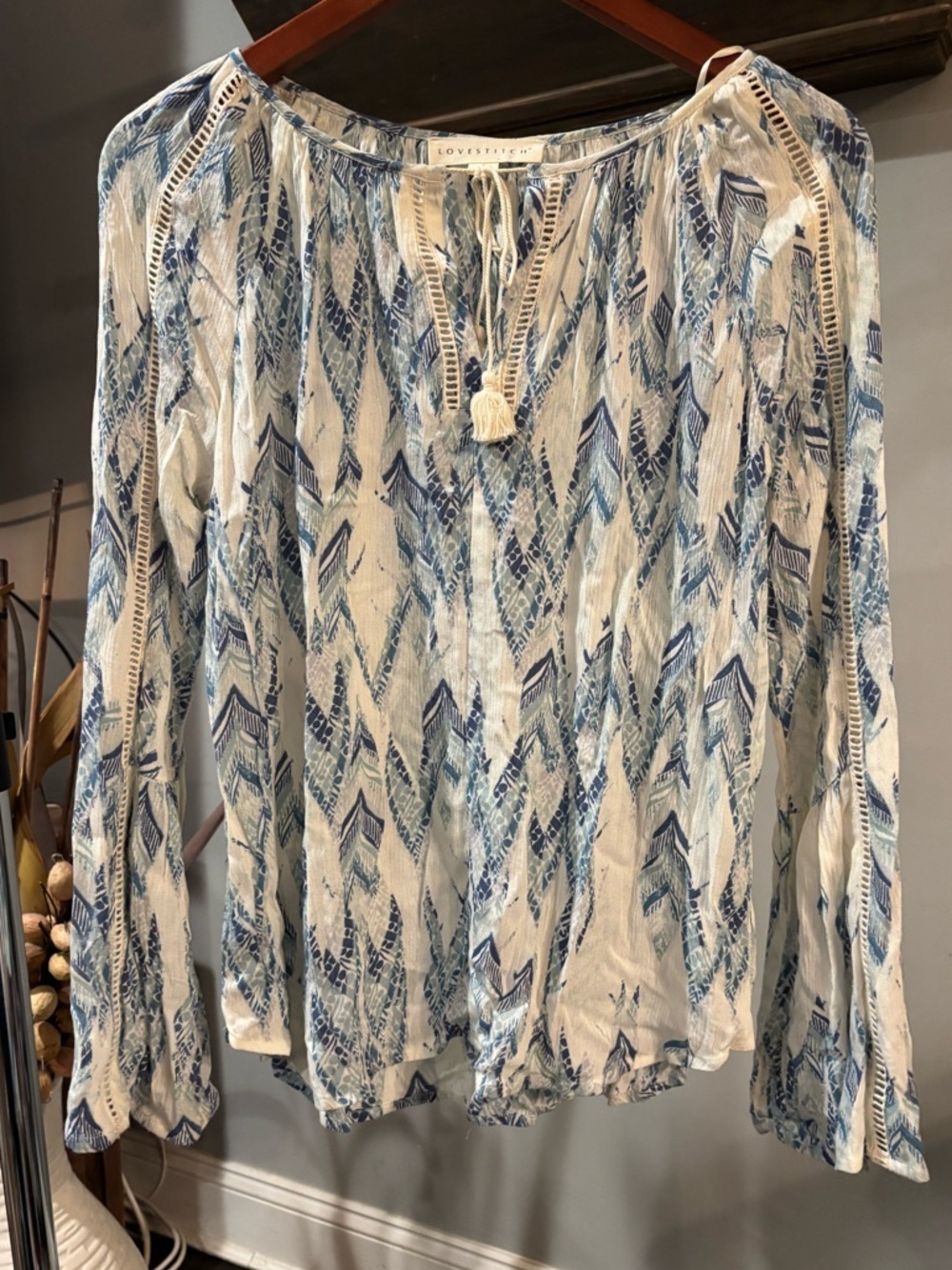 love stitch White and Blue Printed Peasant Tunic with Tassel women’s size small